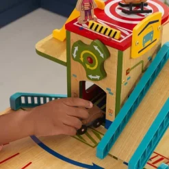 Play Sets^KidKraft Wash N Go Wooden Car Garage